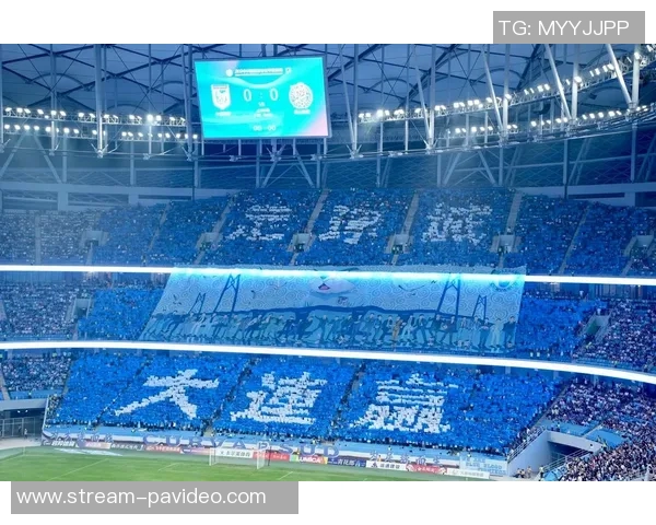 天下足球综艺全景呈现足球魅力与文化的精彩之旅 天下足球综艺全景呈现足球魅力与文化的精彩之旅