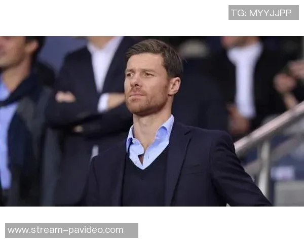 探讨世界最好足球教练的成功秘诀与执教风格的深度分析与启示